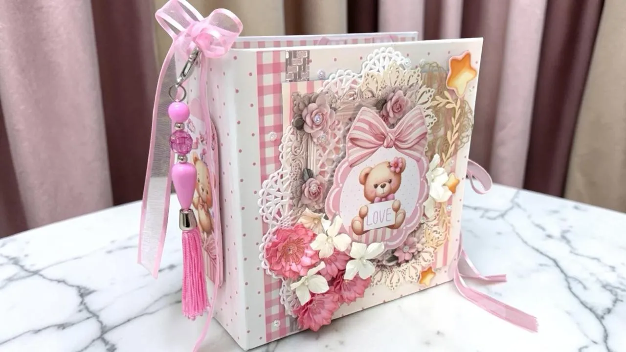 Scrapbook Afetivo: Transformando Memórias em Arte Única